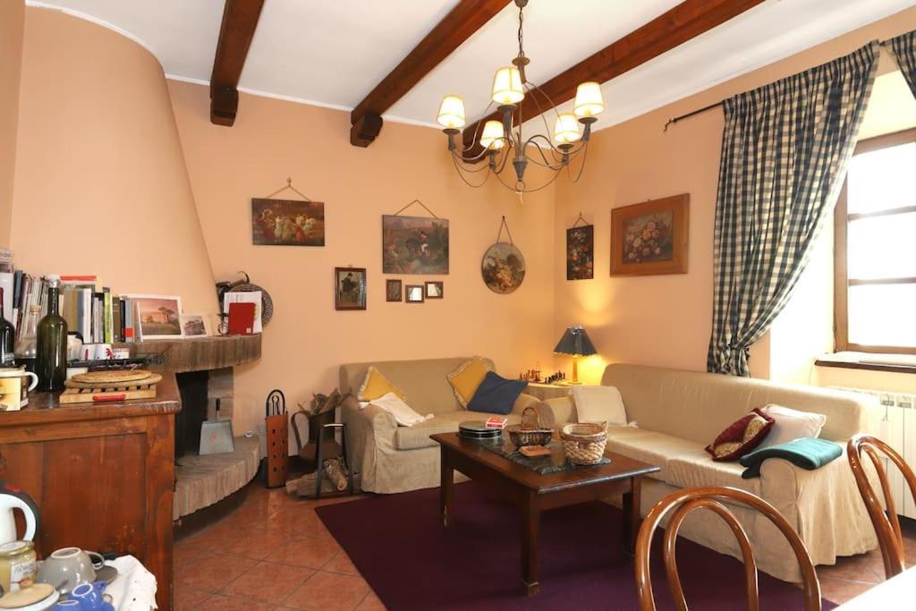 La Residenza Del Cardinale Villa Vaiano  ภายนอก รูปภาพ